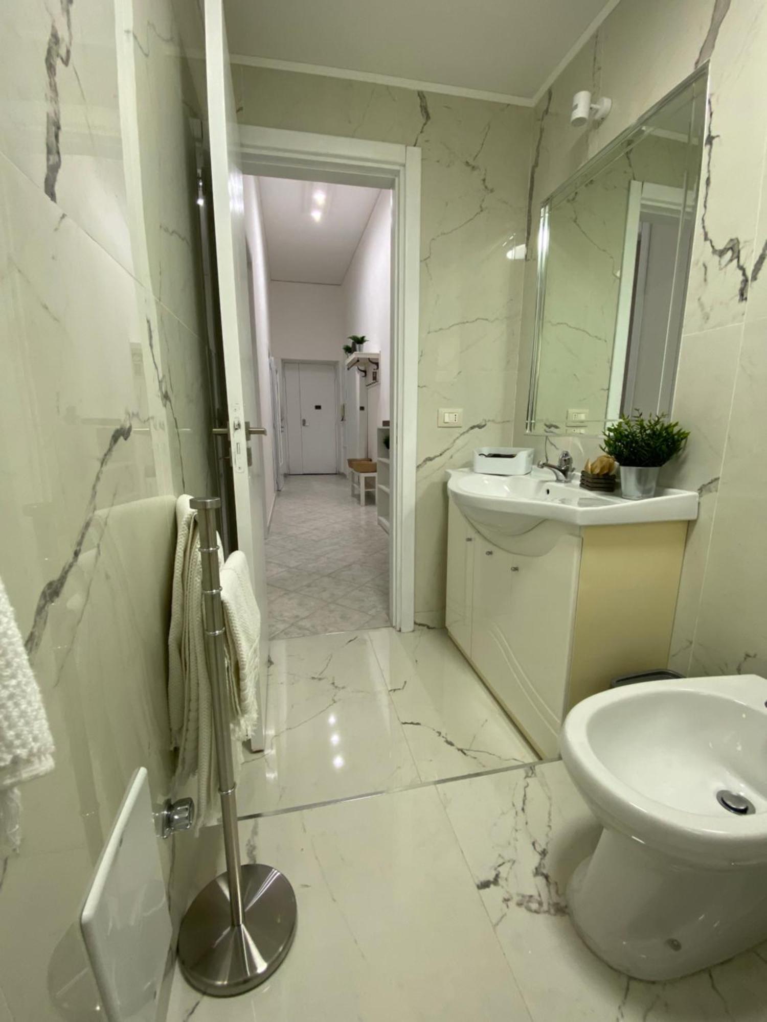 Ellebi Home Napoli Ngoại thất bức ảnh